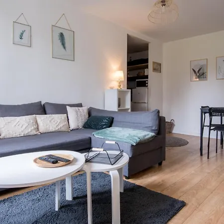 Le Botanica Apartment *
